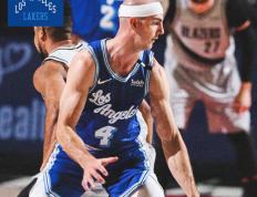 九游体育- 浓眉哥打几号位 