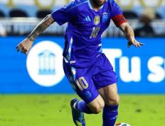 九游娱乐- 苏亚雷斯犯规 